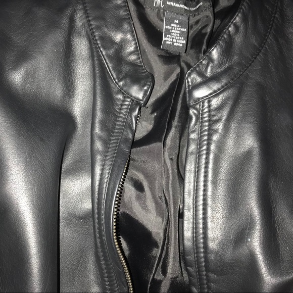 Black jacket - Picture 2 of 5